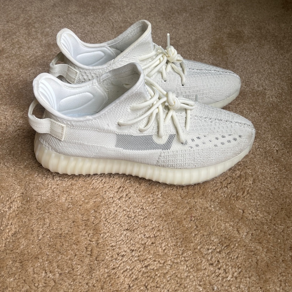 yeezy 350 v2 bone